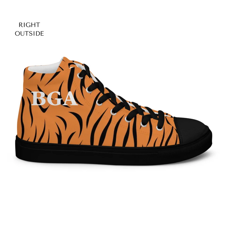 05_KinCustom_hightop_shoes_mockup_right_black_base_whitebg