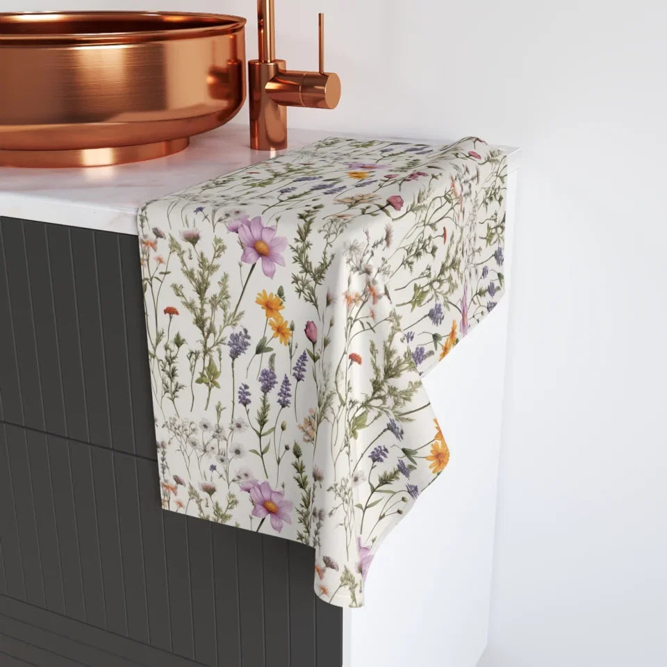 HAND TOWEL WILDFLOWERS Context 2